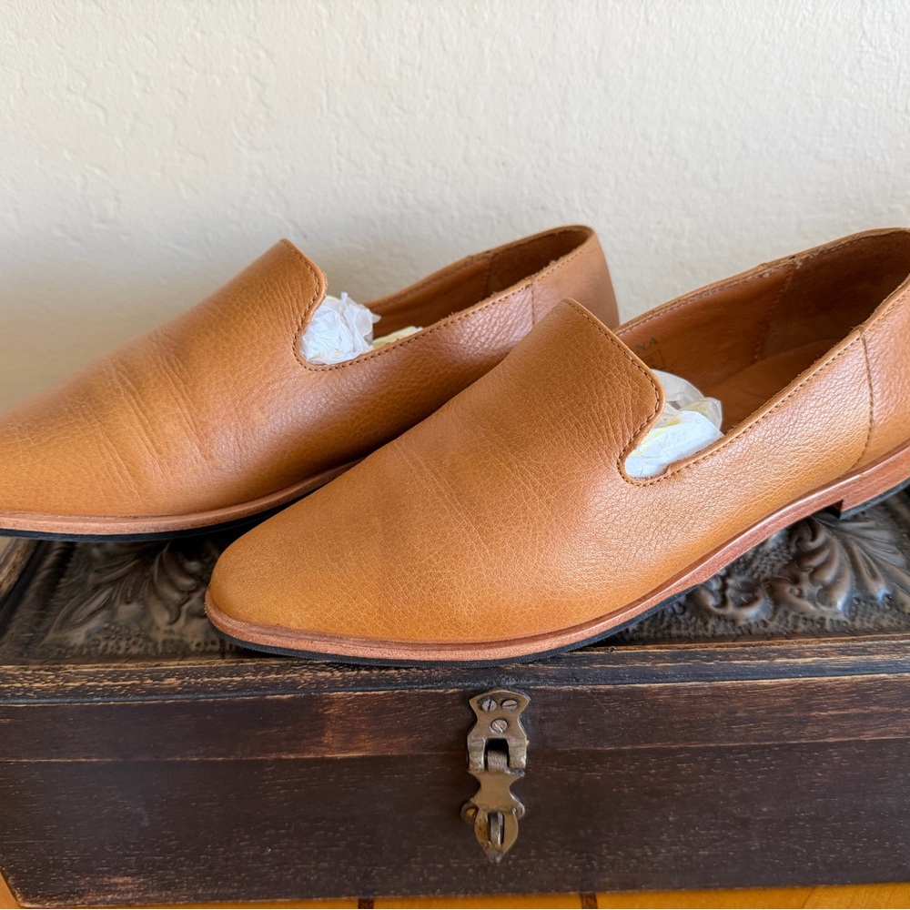 Elegant Tan Leather Loafers for Women